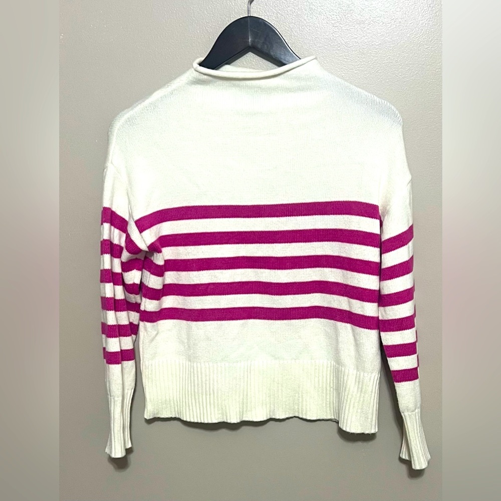 Truth by Republic Striped Long Sleeve Sweater rolled neck Cream and Pink Size XS
